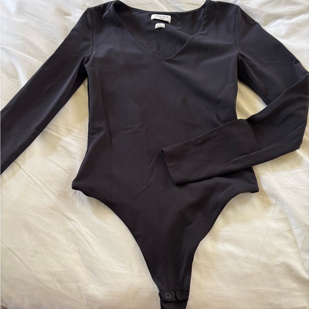 Aritzia Black Long Sleeve V-Neck Bodysuit